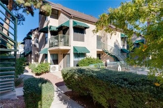 Building Photo - 510 Elm Dr