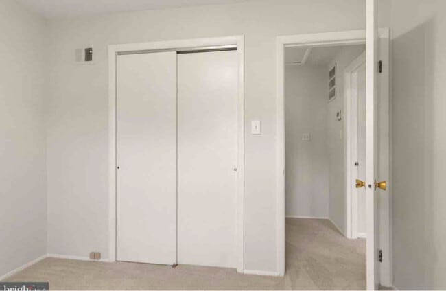 Building Photo - 14756 Delta Ct