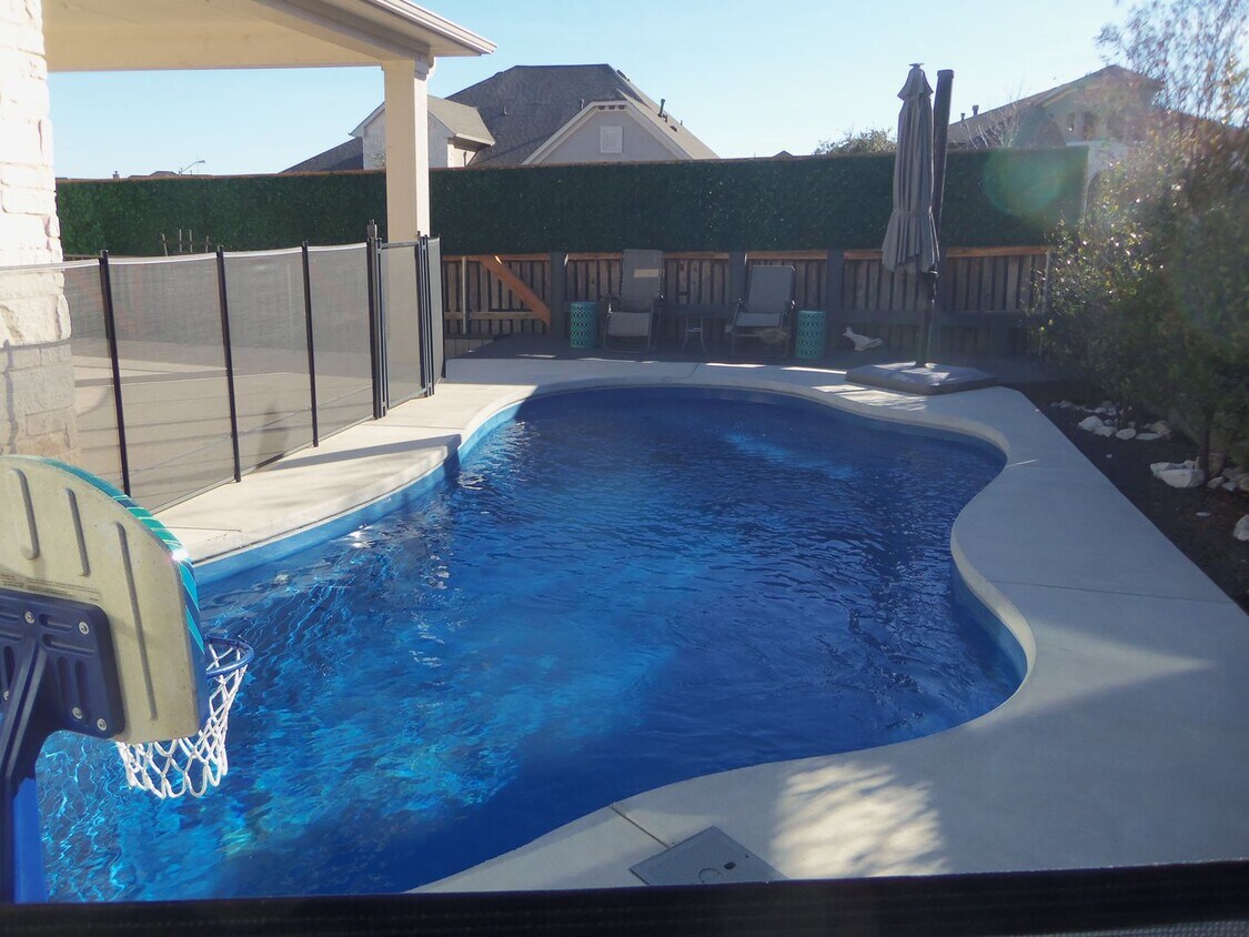 Primary Photo - Stunning home in Tera Vista