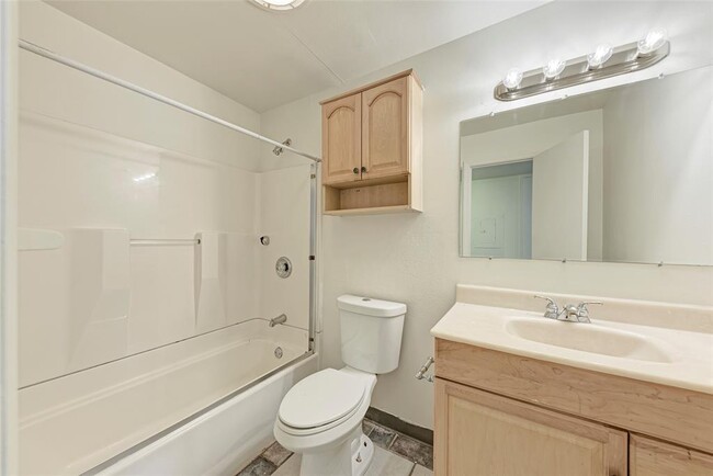 Foto del edificio - 2404 Longview St
