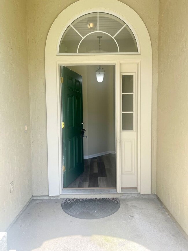 Building Photo - 4 bedroom 3 bath in Fleming Island Plantat...