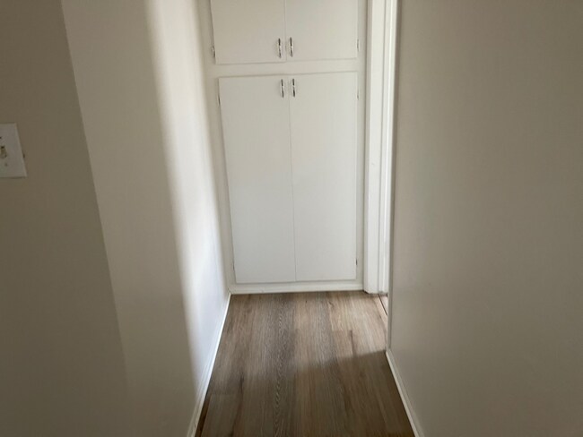 Foto del edificio - 570 N 2nd St