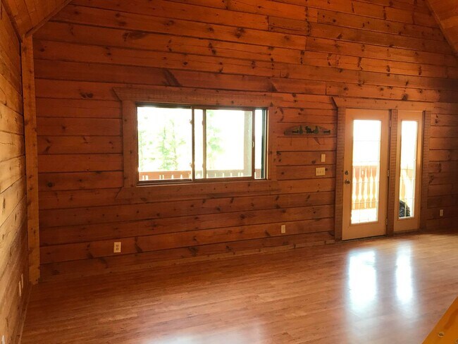 Building Photo - 471 Overlook Ct