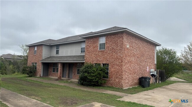 Foto del edificio - 3709 Malibu Ln