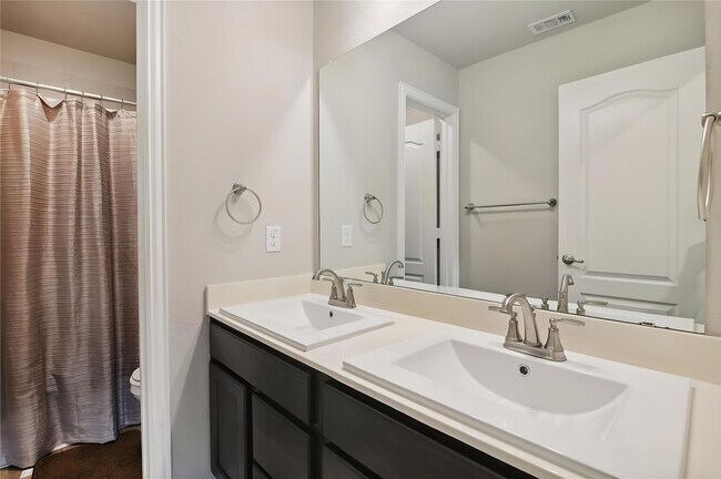 Foto del edificio - 15863 Sundew Prairie Dr