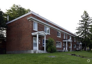 Building Photo - Skyway Homes