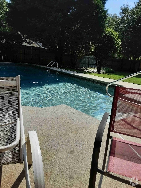 Building Photo - 985 Spring Brook Dr