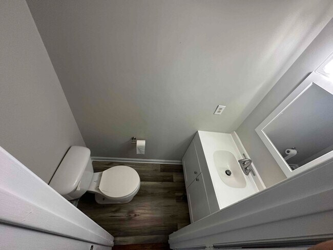 Foto del edificio - 6356 Windsor Gate Ln