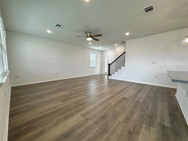Building Photo - 1602 Iberville Dr