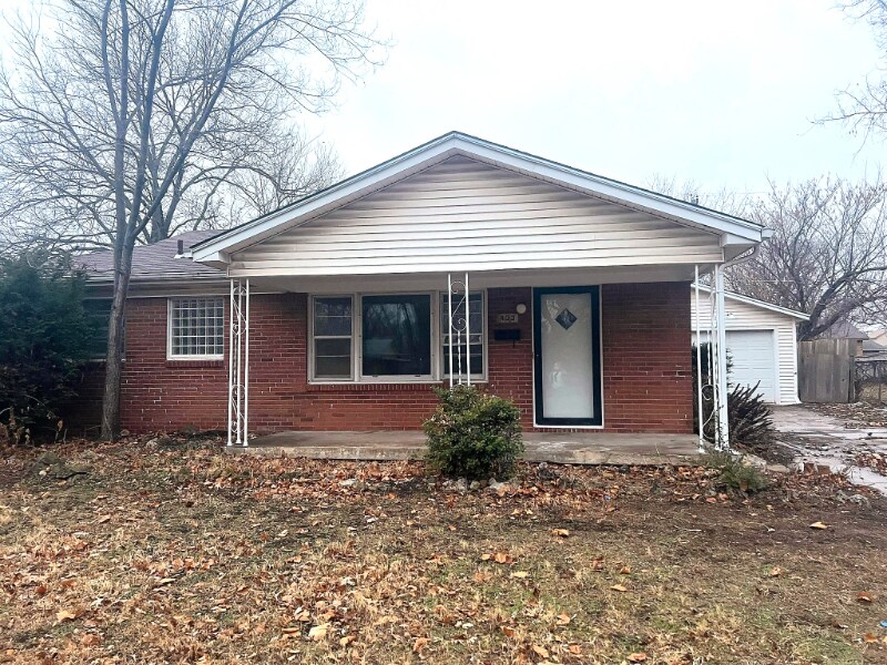 Foto principal - 433 S Derby Ave