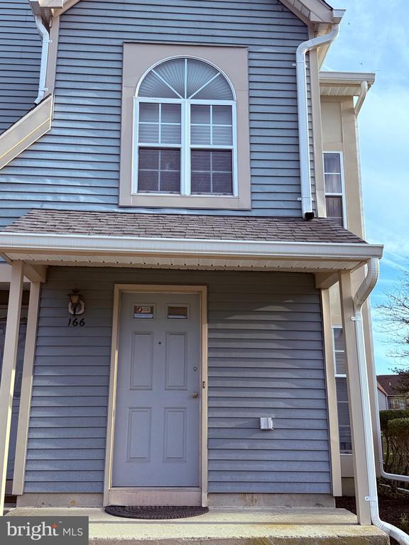 Primary Photo - 166 Andover Pl
