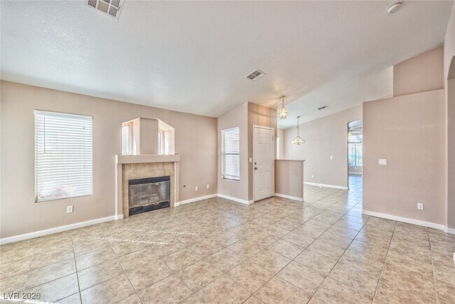 Building Photo - 851 Worrell Ave