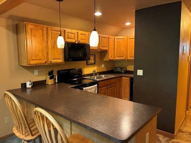 Foto del edificio - Long Term Rental- Woodbridge 306
