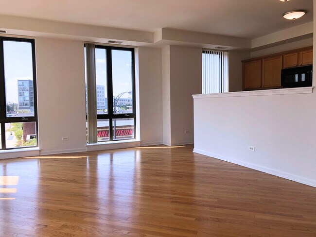 Foto del edificio - 343 W Old Town Ct