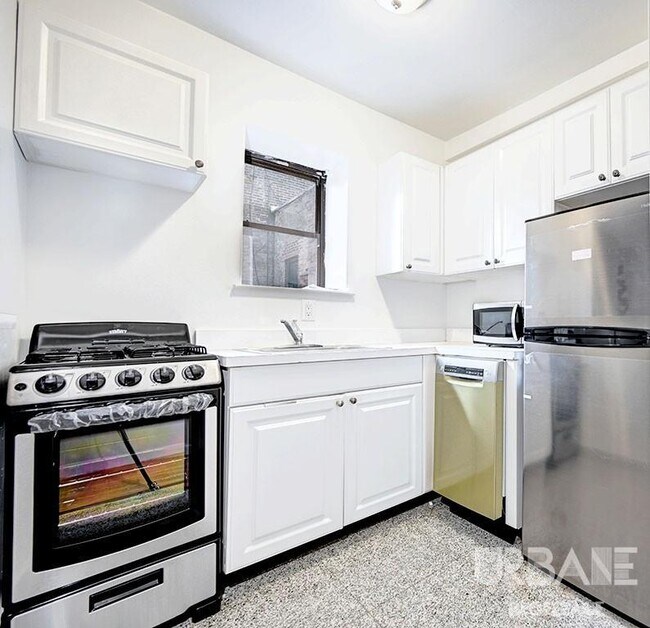 Foto del edificio - 0 bedroom in NEW YORK NY 10014
