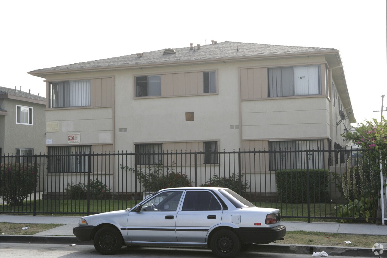 Foto del edificio - 6114 S Victoria Ave