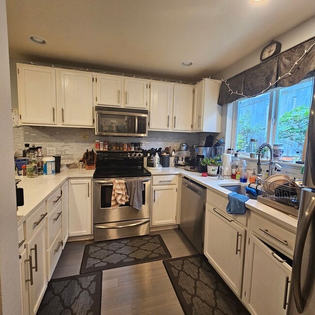 Building Photo - Charming 2 bedroom home in Poulsbo