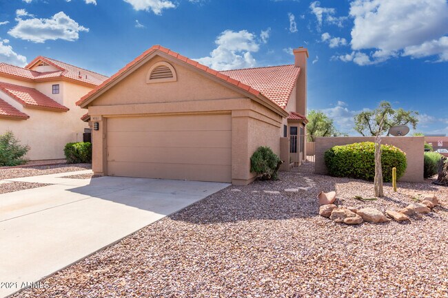 Building Photo - 4161 E Cholla Canyon Dr