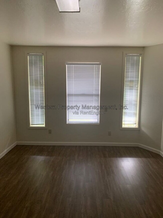 Foto del edificio - 9651 Soquel Dr