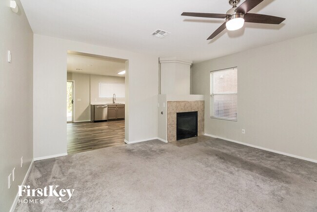 Building Photo - 3239 N Rambling Creek Pl
