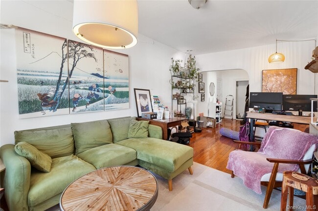 Foto del edificio - 146 Harrison Ave