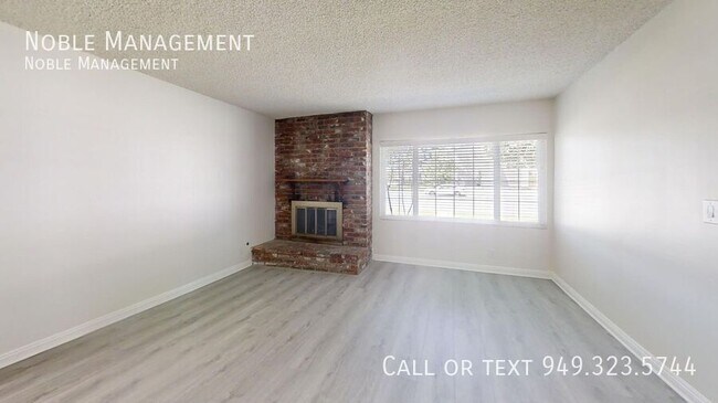 Building Photo - 5700 Lenore Ave