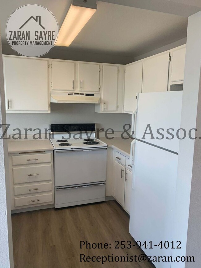 Foto del edificio - 044- Beautiful 2bd 2 bath Condo with View!!