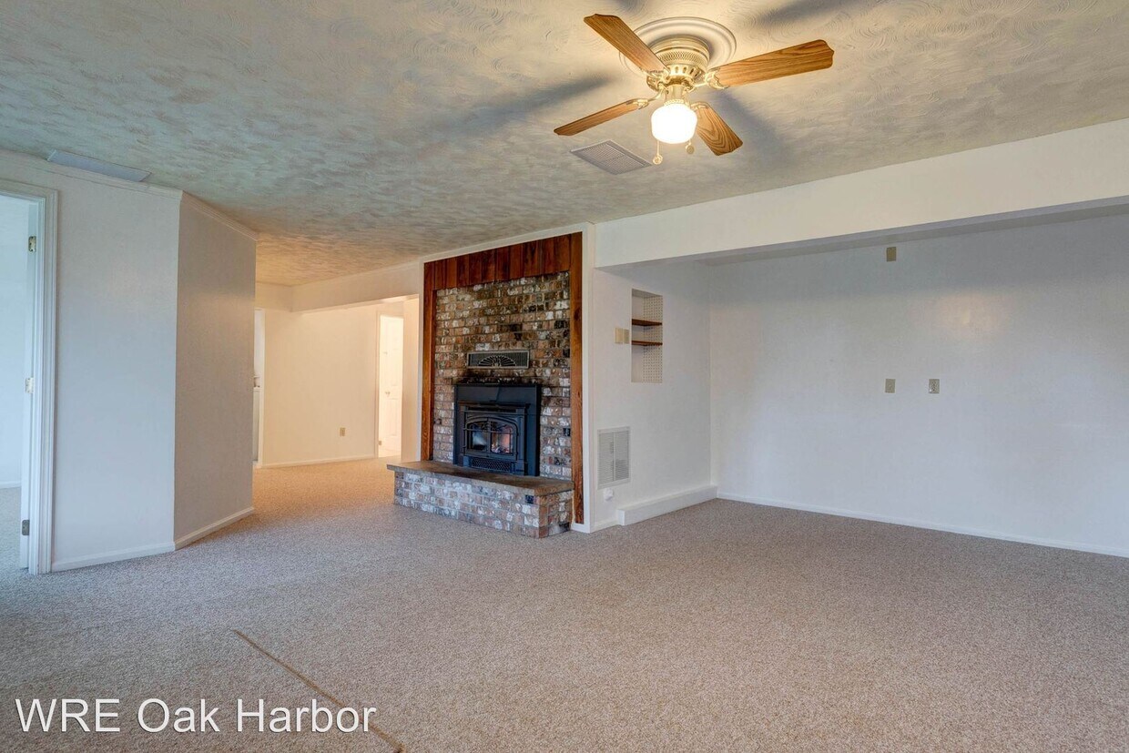 1 br, 1 bath House 551 Olympic View Dr. House Rental in Coupeville