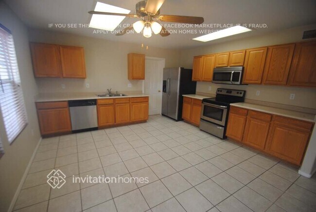 Foto del edificio - 8213 E Posada Ave