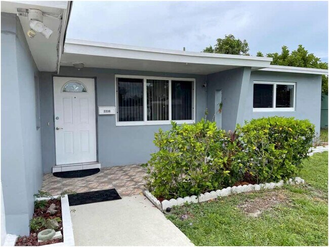 Foto del edificio - 2239 Wiley St