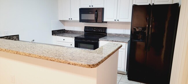 Building Photo - 201 Charter Way