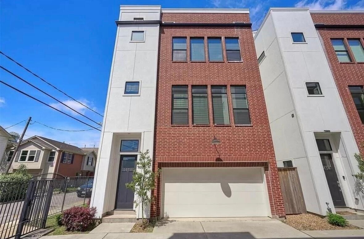 Primary Photo - 1416 Ruthven St