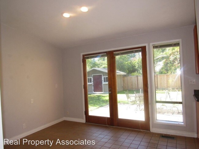 Foto del edificio - 15535 SE 24th St