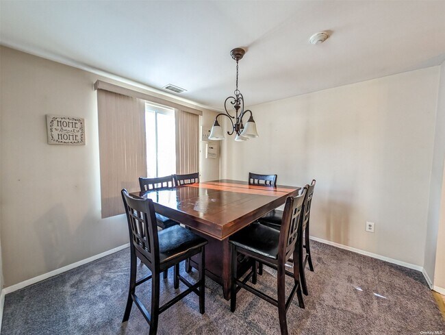 Foto del edificio - 436 Clubhouse Ct
