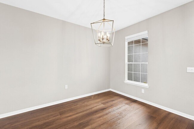 Building Photo - 139 Nolan Dr