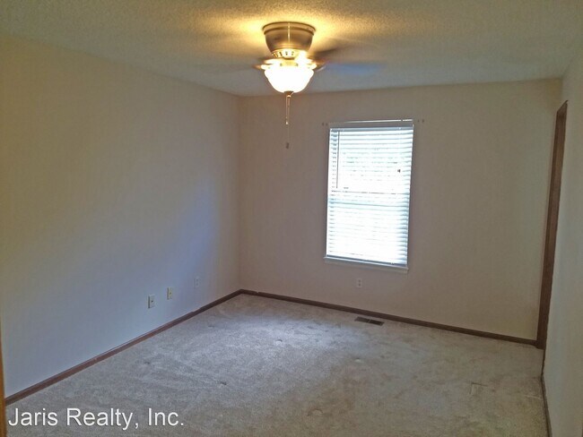 Building Photo - 3 br, 2 bath House - 4594 S. Richfield St.