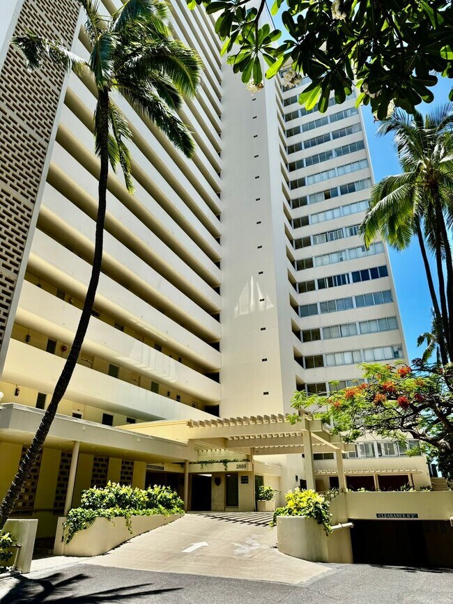 Foto del edificio - 1/1/1 Oceanfront Living at the Colony Surf on the Gold Coast!