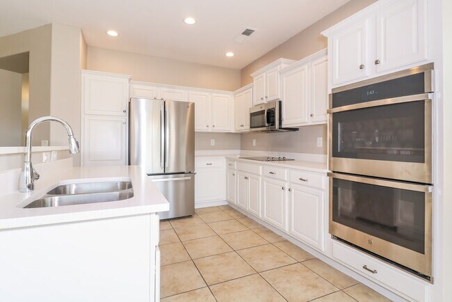 Foto del edificio - 25571 W St James Ave