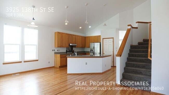 Building Photo - 3925 138th St SE