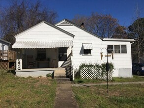 Building Photo - 100 Caldwell St