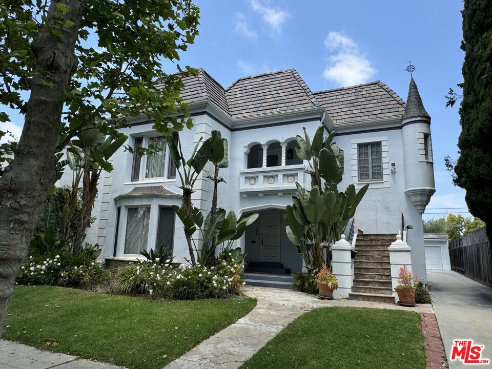 Foto principal - 6239 W 6th St