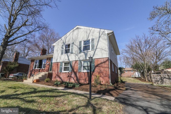 Building Photo - 6714 Van Fleet Dr
