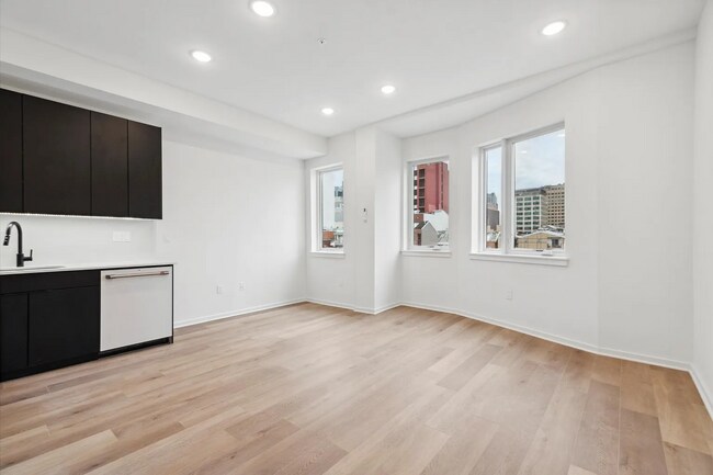 Foto del edificio - 245 N 12th St