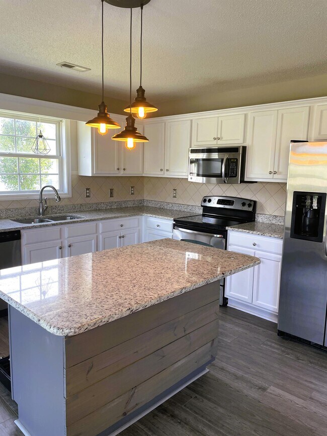 2404 Camp Lejeune Ct, Hope Mills, NC 28348 House Rental in Hope Mills