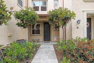 Building Photo - 20 Paseo Del Rey