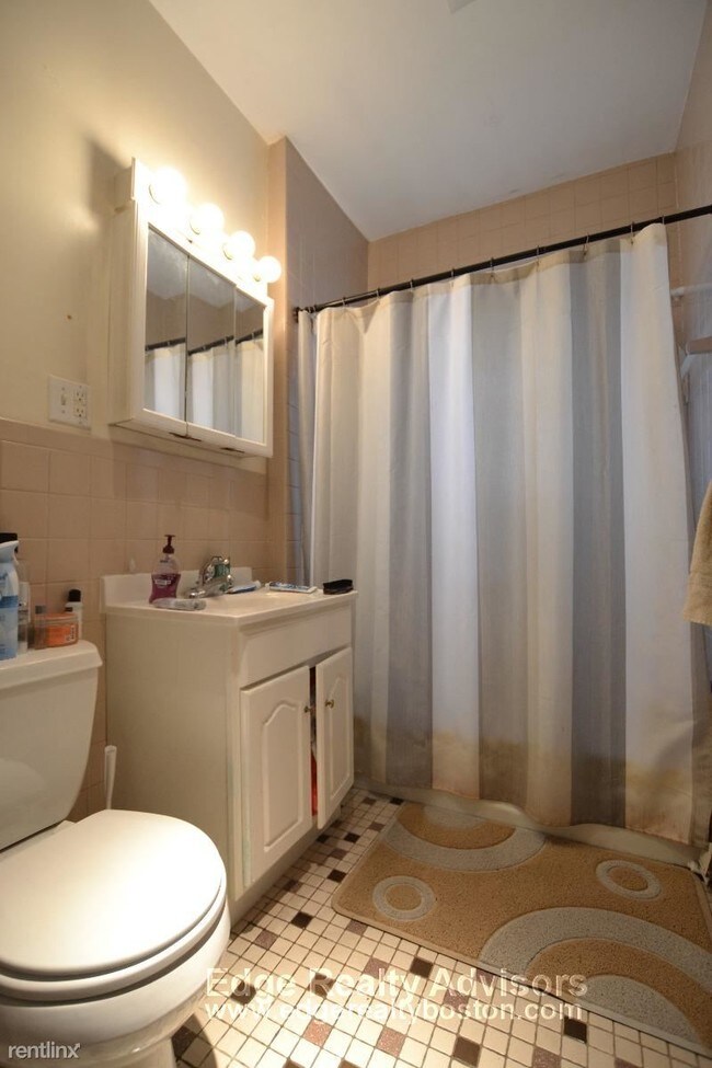 Foto del edificio - 82 Elmira St