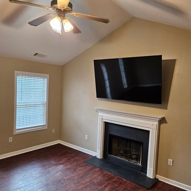 Building Photo - 187 Pine Ridge Trace