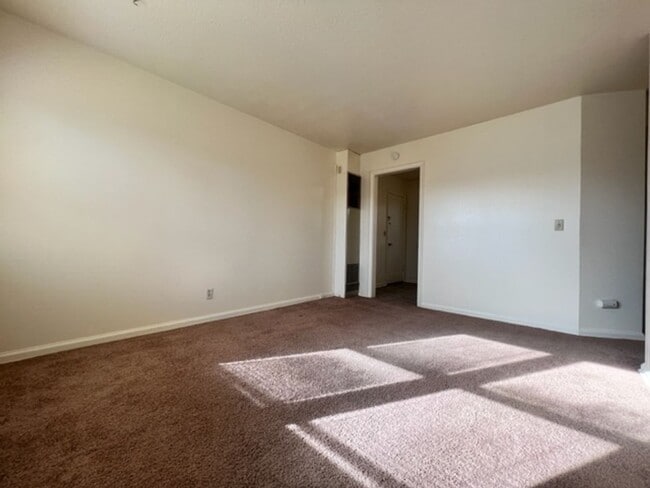 Building Photo - 2714 W Bannock St