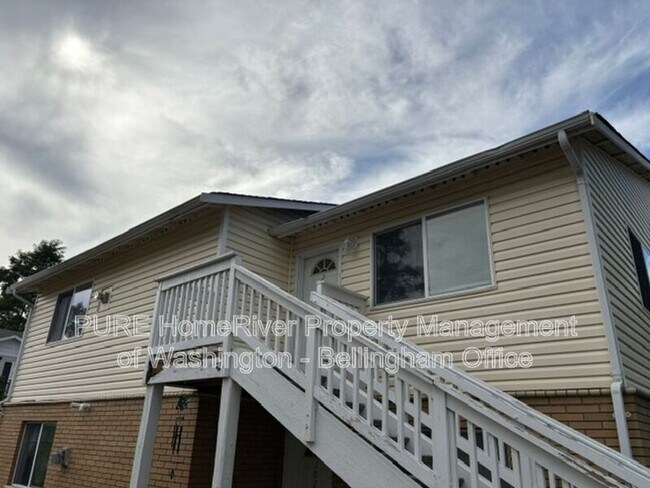 Foto del edificio - 3255 Racine St