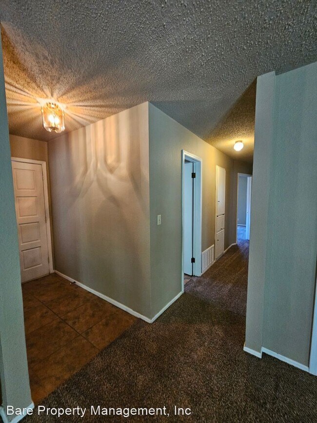 Foto del edificio - 3 br, 2 bath House - 1703 Village Drive